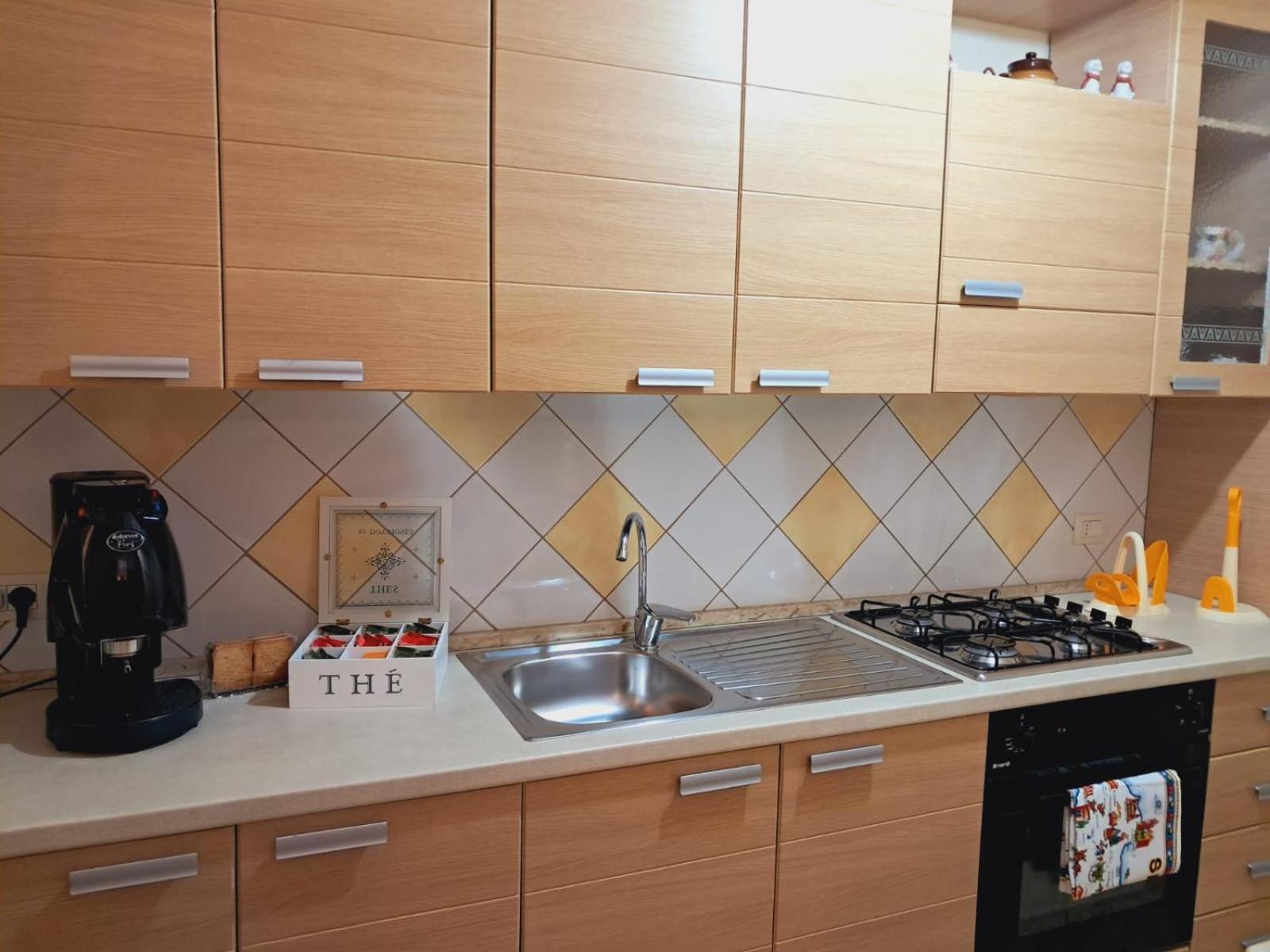 Al Cortile Del Pozzo Apartman Delia Kültér fotó