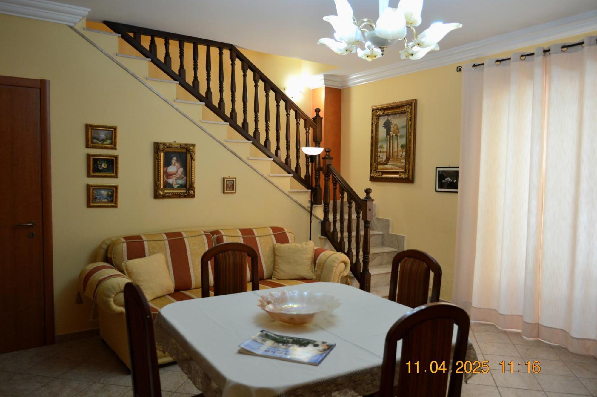 Al Cortile Del Pozzo Apartman Delia Kültér fotó